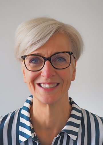 Caroline Hoddinott 2