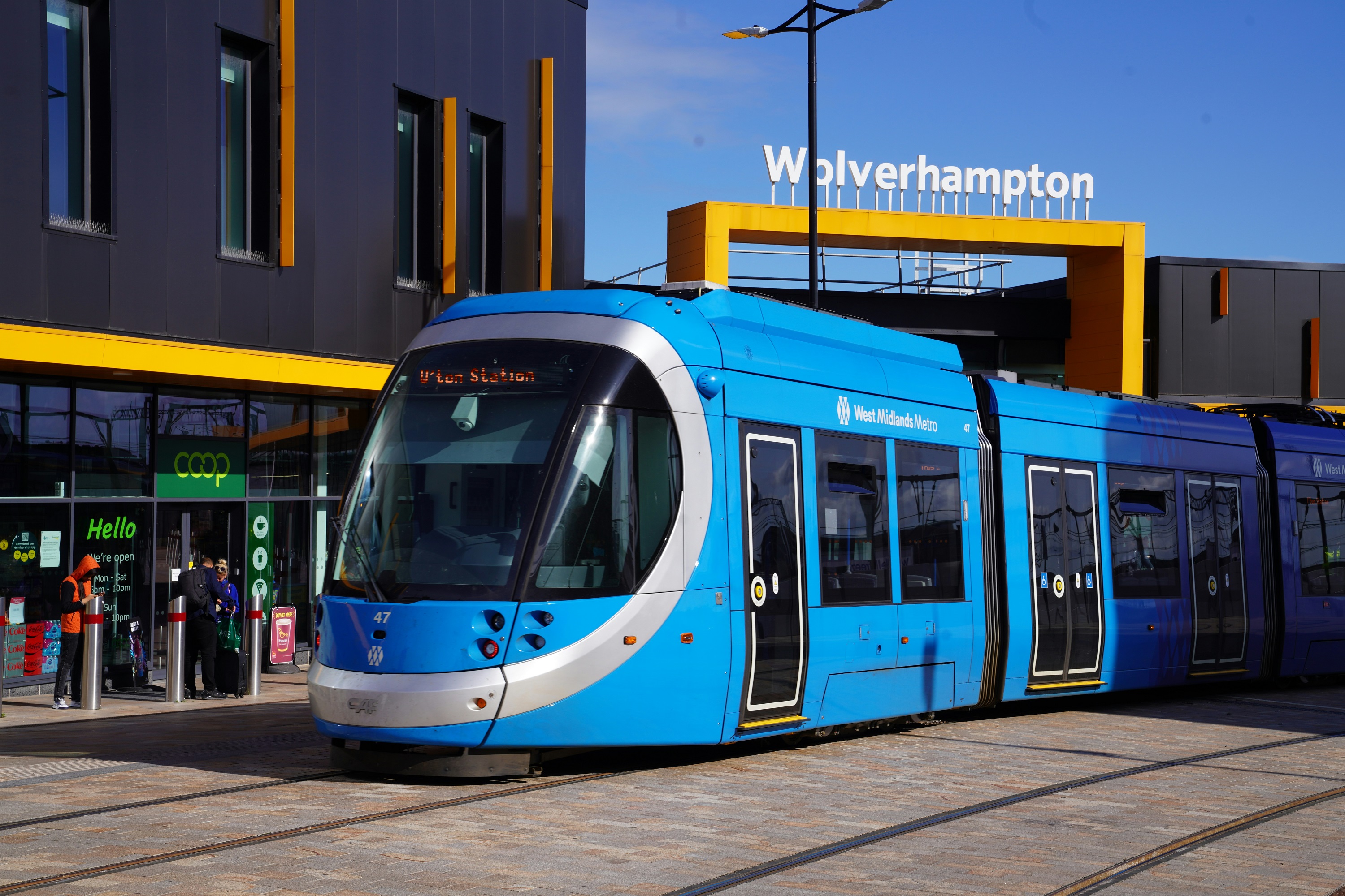 wolverhampton station