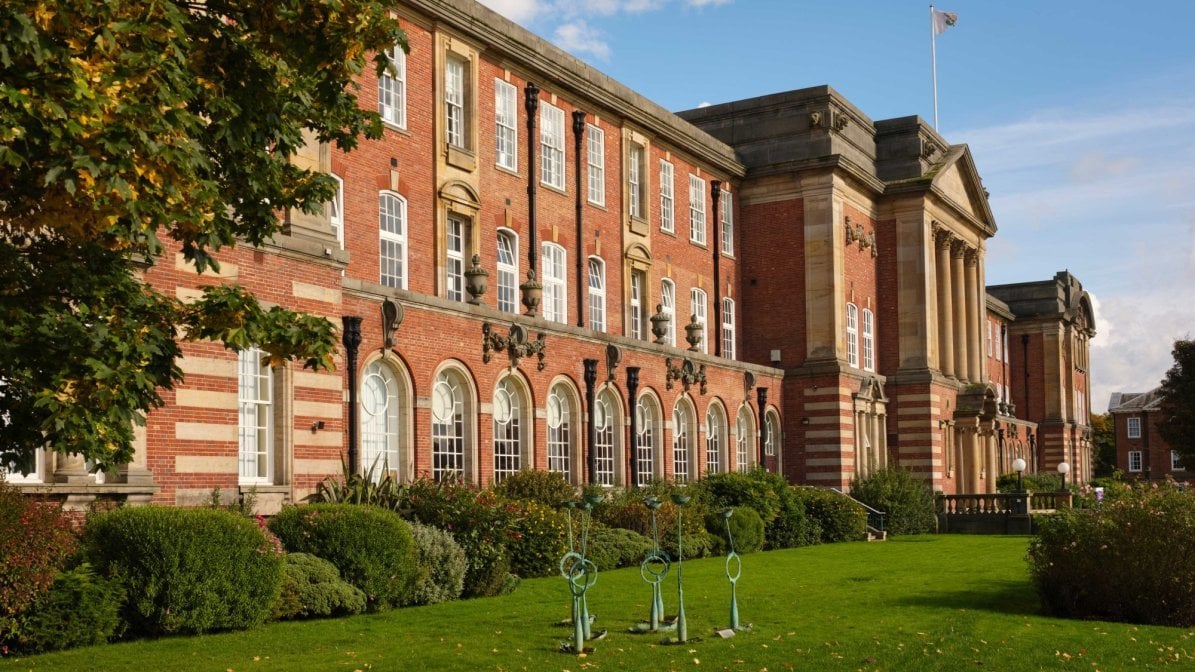 leeds-beckett