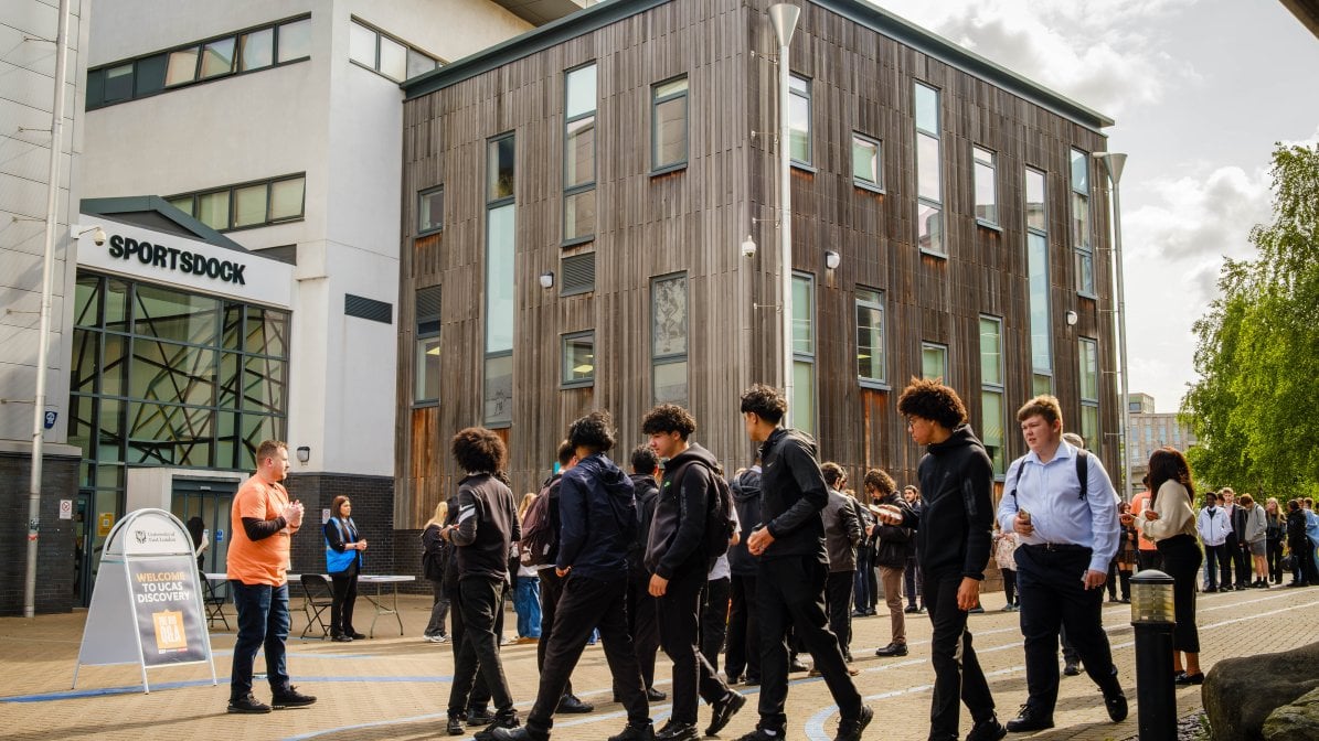 uel-ucas-01.jpg