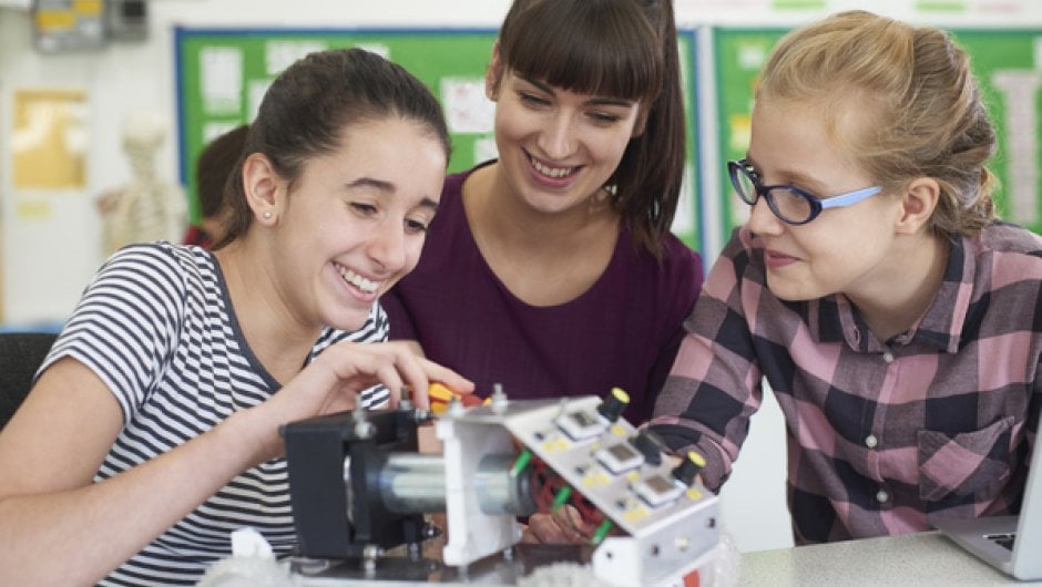Teaching apprentice with students